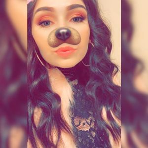 Meet your Posher, Cortney